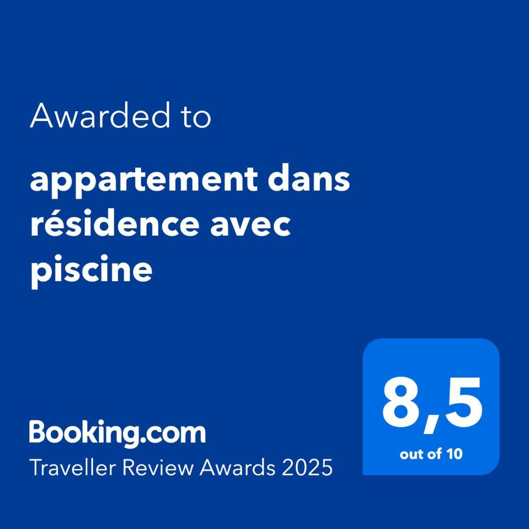 Appartement Dans Residence Avec Piscine La Londe-les-Maures Eksteriør bilde